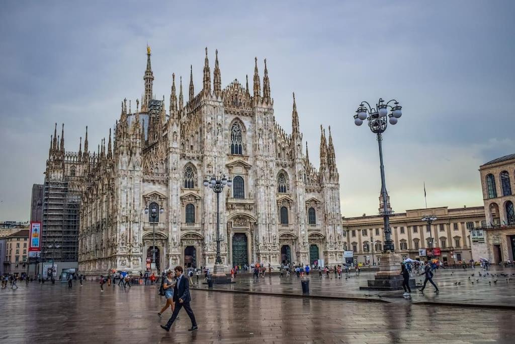 ミラノMoscova-Duomo Loft Wifi, Netflix & Designアパートメント エクステリア 写真